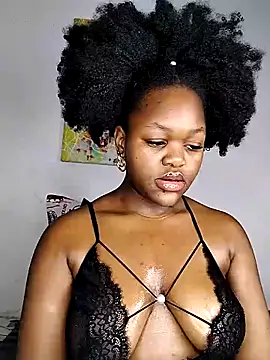 Sexymamibo online show from April 2, 9:01 pm