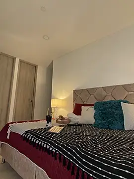 Iam Annii online show from March 21, 12:59 am