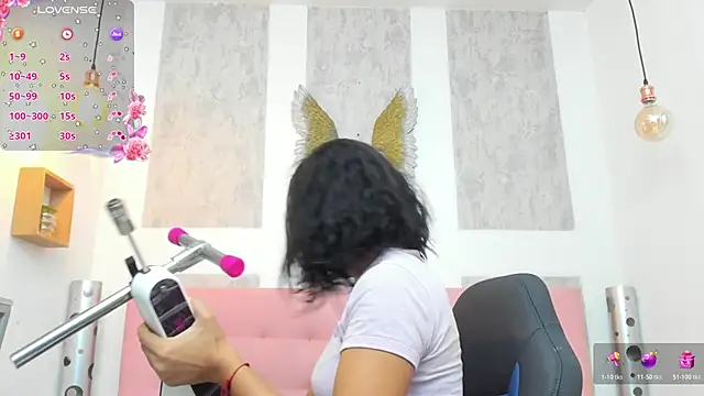 ciara connor online show from April 19, 4:23 am