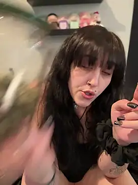 ThicBunz online show from November 6, 6:36 pm