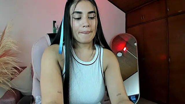 Alheli 16 online show from November 9, 12:56 pm