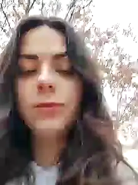 Alicia Hot1 online show from December 2, 9:32 am