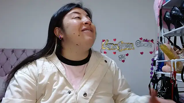 lanaqueen699 online show from February 23, 12:15 pm