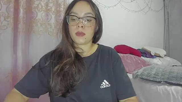 HARLEYNAPIER online show from February 9, 11:18 pm