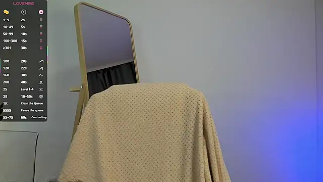 Snapshot of Ketty_Belly chatting on October 2, 10:20 am Ketty Belly online show from October 2, 10:20 am