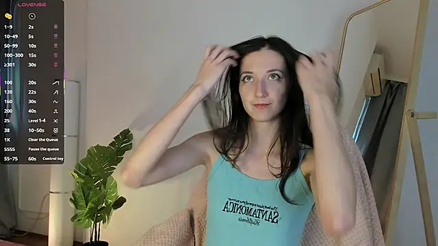 Snapshot of Ketty_Belly chatting on October 11, 9:14 am Ketty Belly online show from October 11, 9:14 am