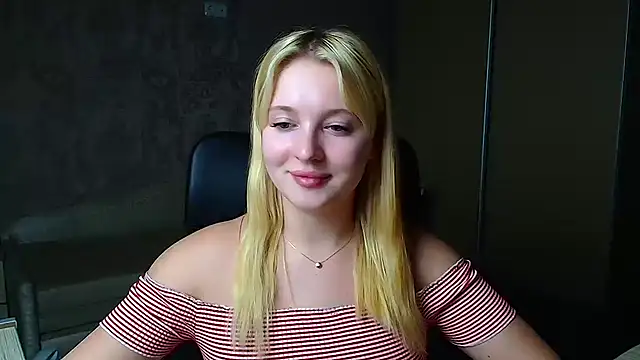 Milka kiss  online show from February 12, 4:41 pm