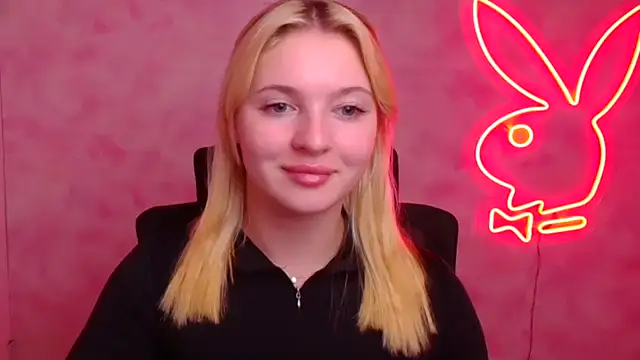 Milka kiss  online show from October 28, 9:59 am