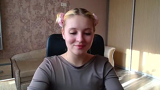 Milka kiss  online show from May 11, 2:56 pm
