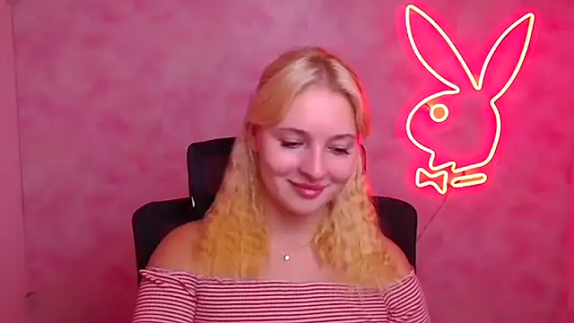 Milka kiss  online show from September 27, 11:17 am