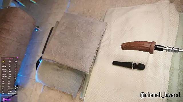 chanell lovers online show from April 11, 5:02 am