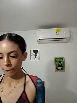 LilitRobins online show from August 5, 9:43 pm