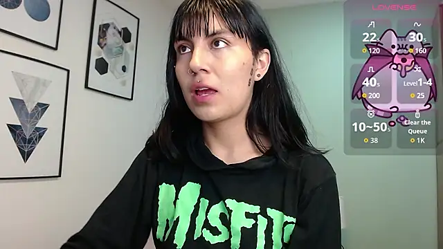 amy adams1 online show from February 2, 4:00 am