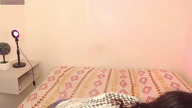 michaela cox online show from November 21, 7:27 pm