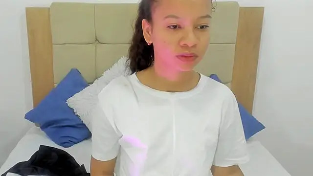 brithany rousee online show from September 23, 8:18 pm