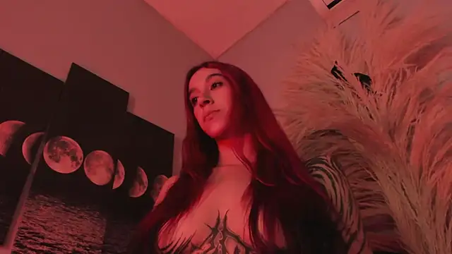 ALICEPOIXXXON online show from October 6, 1:33 am