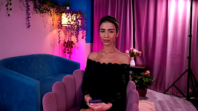 TheAyana online show from September 13, 6:49 pm