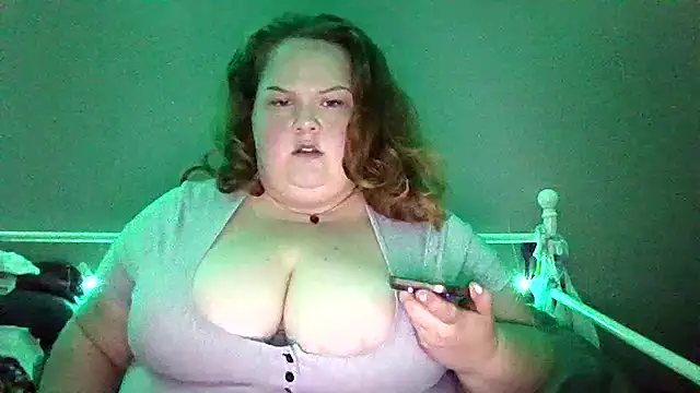 Snapshot of _GodessIsabella_97 chatting on September 24, 8:02 am  GodessIsabella 97 online show from September 24, 8:02 am