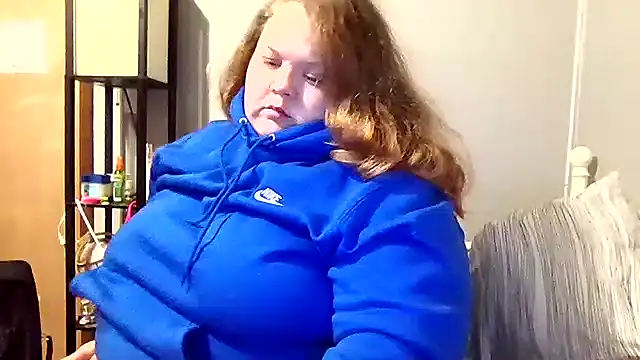 Snapshot of _GodessIsabella_97 chatting on October 20, 11:24 am  GodessIsabella 97 online show from October 20, 11:24 am