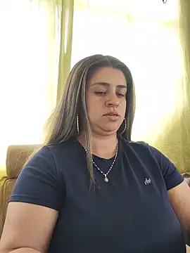 Melinda bob online show from June 18, 7:19 pm