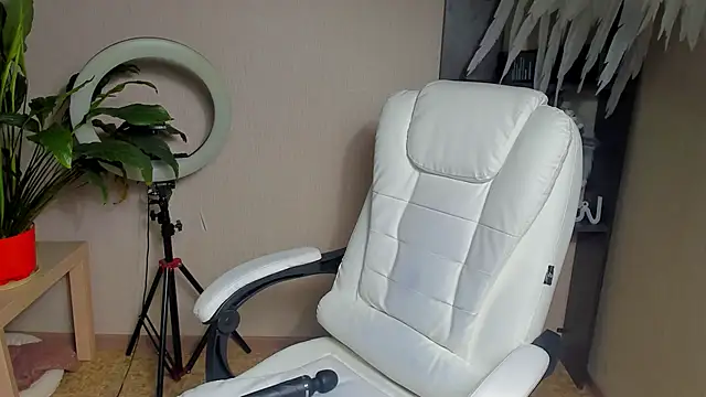 foxy blond online show from October 24, 7:26 am