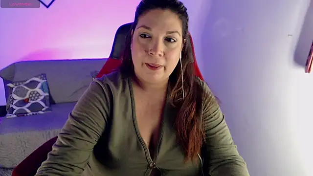 Scarlette thoms online show from May 17, 11:15 pm