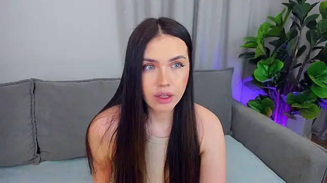 sexyangeloux online show from April 18, 10:31 pm