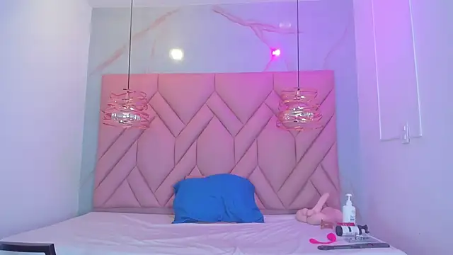 AngelaaCute  online show from April 24, 12:30 pm