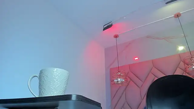 AngelaaCute  online show from April 28, 12:09 pm