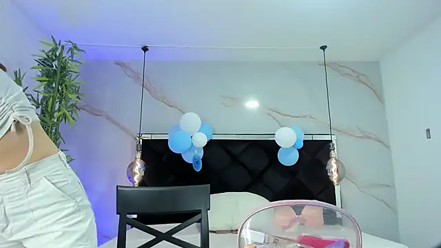 AngelaaCute  online show from October 3, 12:32 pm