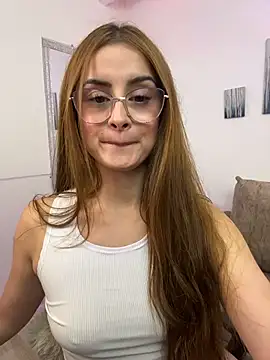 MiaaLoren online show from February 27, 7:24 pm