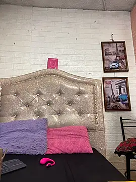 KataleyaStiward online show from October 21, 1:15 pm