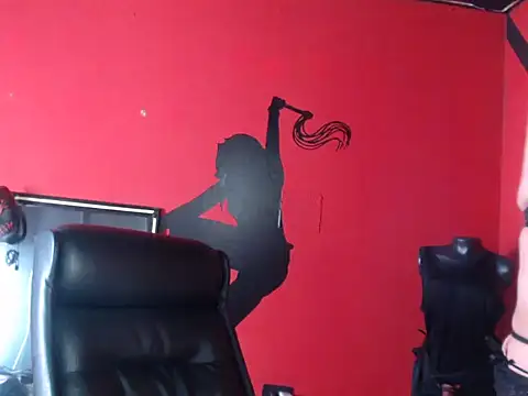 KLOE PIELL online show from April 6, 9:38 pm