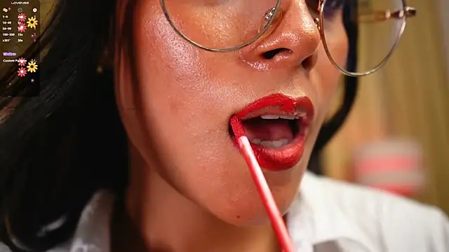 Camilaperson online show from January 12, 4:34 pm