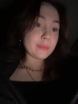 Peachy Dream online show from February 7, 6:12 pm