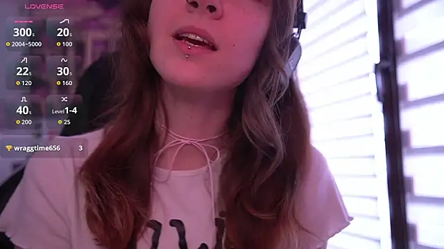 juliapie online show from March 25, 10:29 am