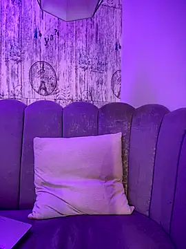 AbyThompson online show from September 13, 7:11 pm