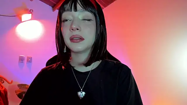 sweeet peach online show from April 30, 4:28 am