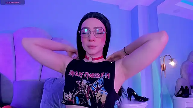 sweeet peach online show from September 8, 10:20 pm