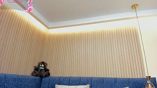 kathecute   online show from April 8, 1:41 am