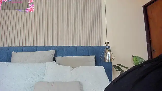 kathecute   online show from October 25, 1:46 am