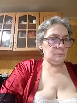 Snapshot of IrinaSweet54 chatting on October 22, 4:45 pm IrinaSweet54 online show from October 22, 4:45 pm