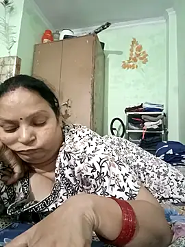 Kavya kapoor online show from October 18, 6:31 pm