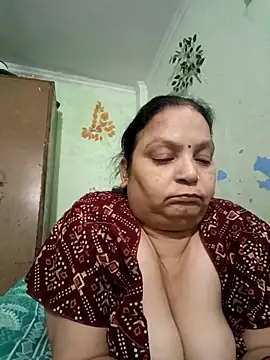 Kavya kapoor online show from October 25, 6:04 pm