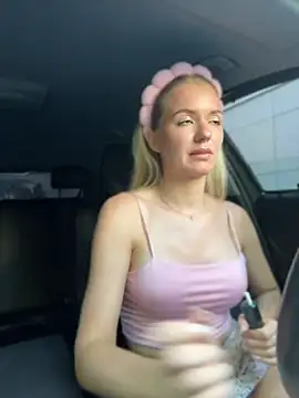 Devill Angel  online show from July 31, 1:23 pm