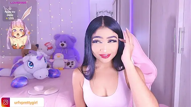 urfavprettygirl online show from May 16, 2:14 am