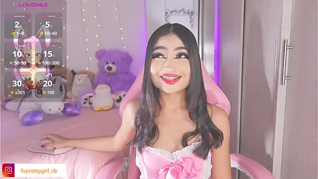 Snapshot of urfavprettygirl chatting on October 28, 7:47 am urfavprettygirl online show from October 28, 7:47 am