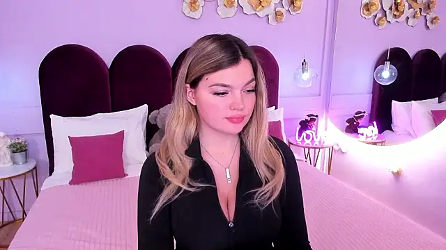 ZaraBloom online show from January 19, 3:19 pm