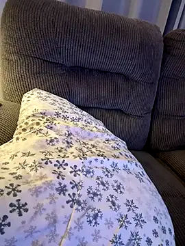 PuckBunny17 online show from December 20, 6:28 am