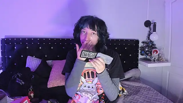 Ghosty Doll online show from December 19, 9:18 pm